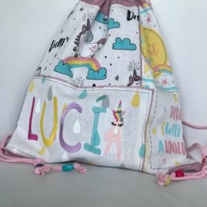 MOCHILA DE UNICORNIOS